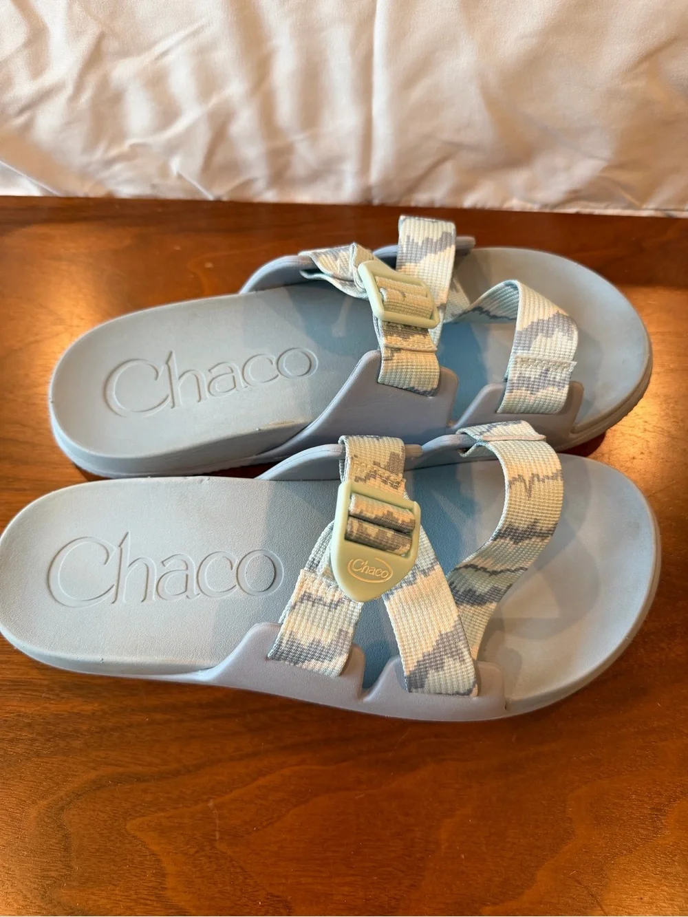 Chaco Chilos Women's Pale Blue Woven Strap Slide Sandals